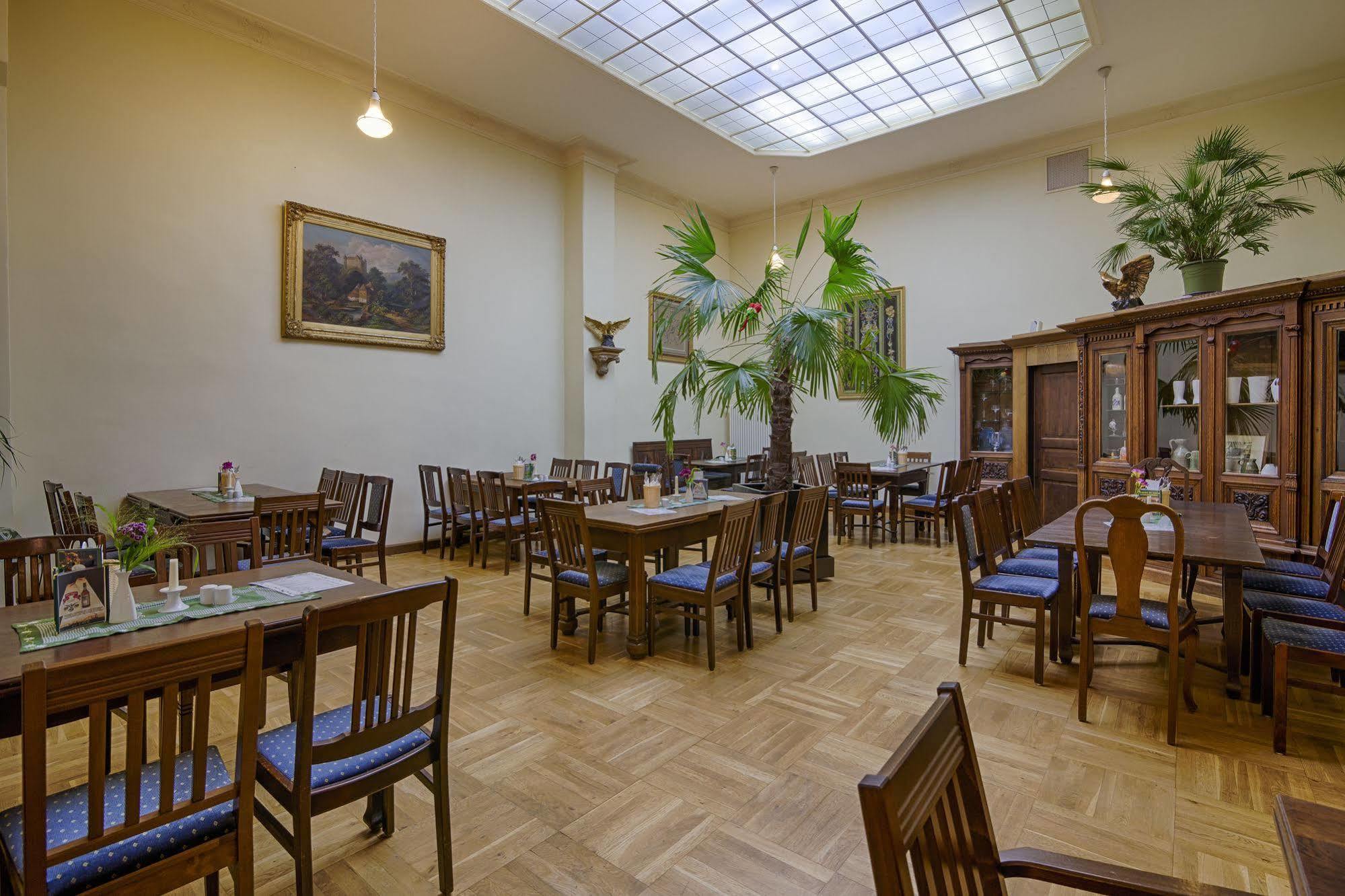 Hotel Brauhaus Wittenberg Экстерьер фото